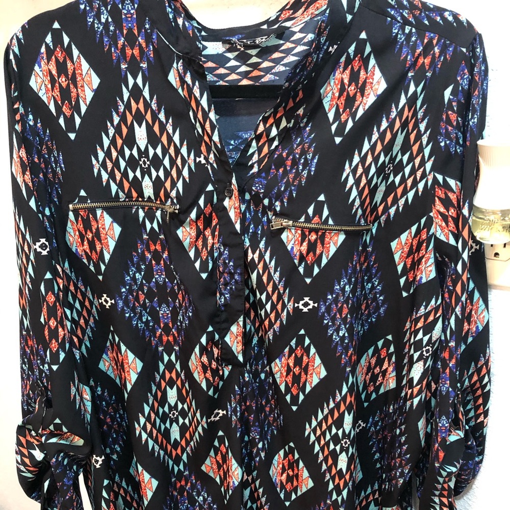 Women’s 2x blouse